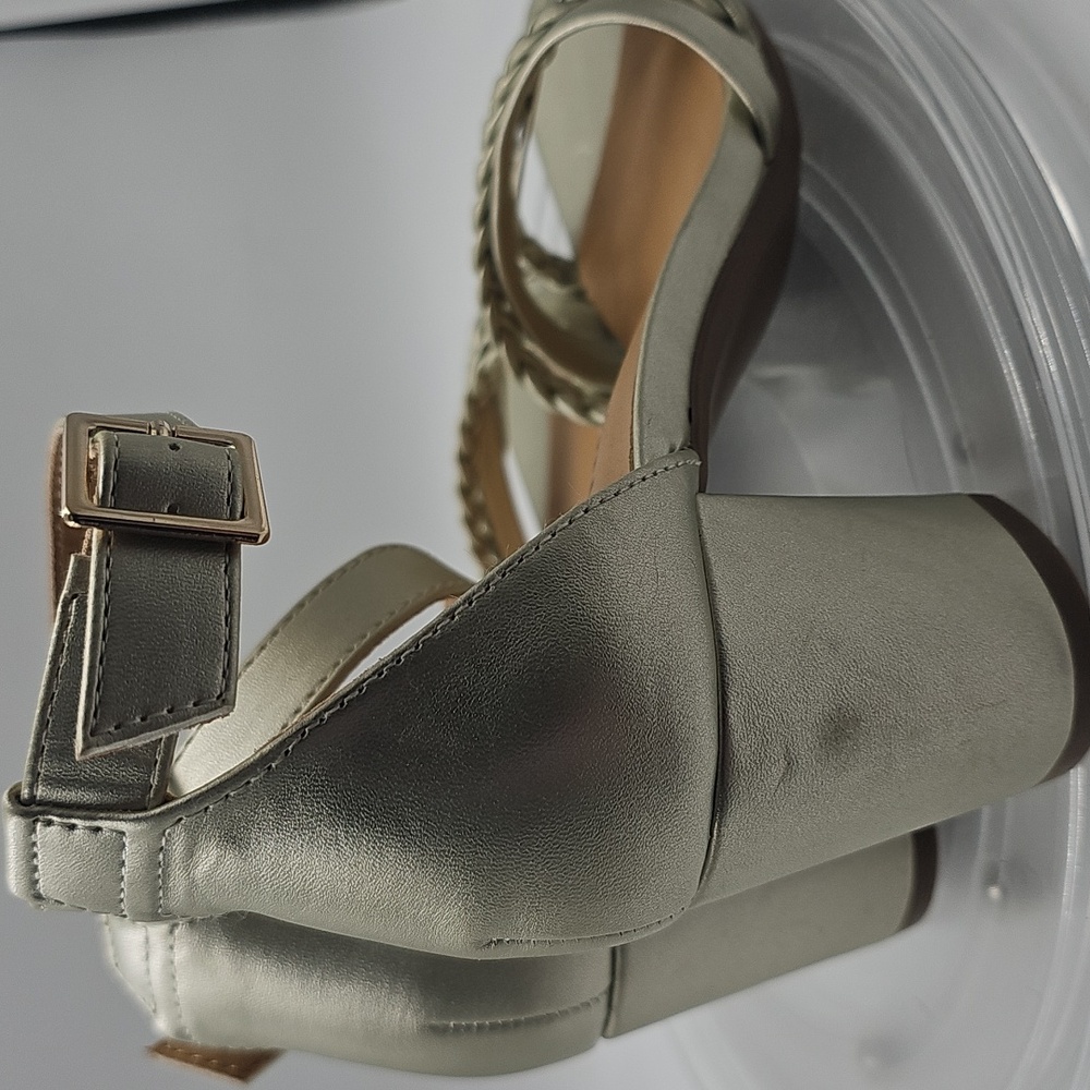 G White Mountain Gold Strappy Heeled Sandal Edge sz 5.5 hot nightlife block heel - Picture 6 of 11